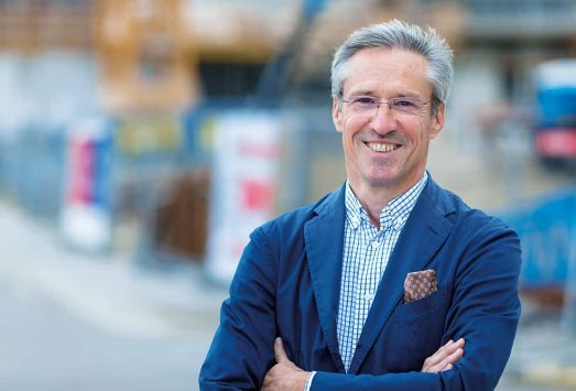 Wien - Nach nur 12 Monaten Bauzeit steht der Rohbau f¸r das Vorzeigeprojekt Living Garden in Aspern Die Seestadt Wiens. Viel Prominenz aus Wirtschaft und Politik folgten der Einladung des Projektentwicklers VI-Engineers zur Gleichenfeier.