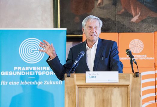 Univ.-Prof. Dr. Christoph Huber